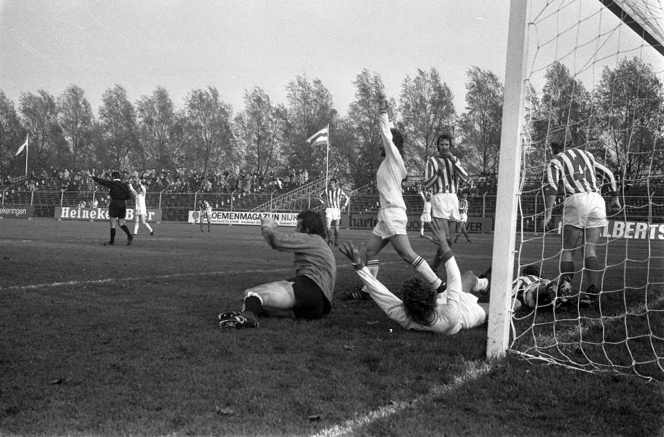 Heerenveen maakt een doelpunt, Bestanddeelnr 926-7995