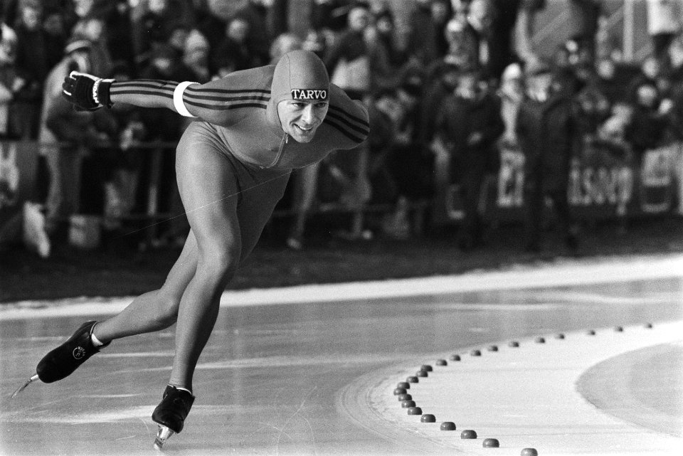 Heerenveen, landenwedstrijd, Nederland, Noorwegen, Zweden schaatsen voor heren , Bestanddeelnr 932-8129
