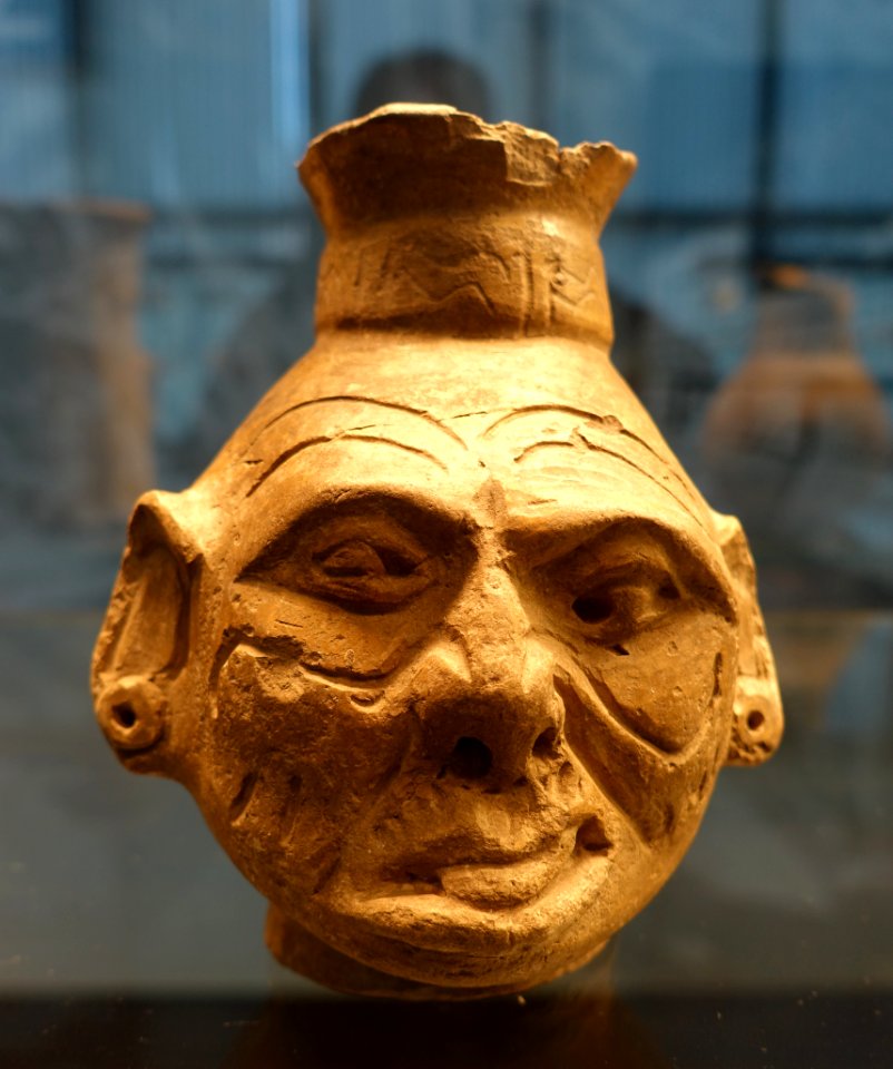 Head - Monte Alban pottery - Ethnological Museum, Berlin - DSC00882