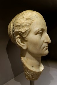 Head of a roman mature woman archmus Heraklion photo