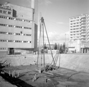 Heimachine in een bouwput, Bestanddeelnr 254-5134