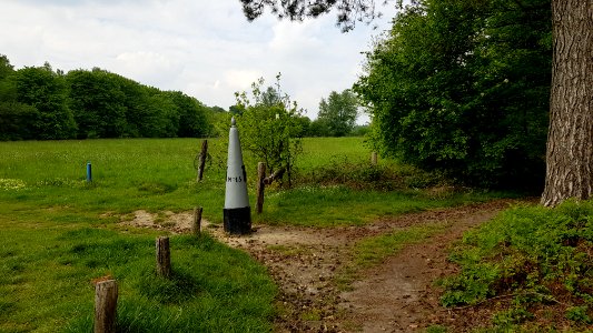 Heijenrath-Teuven-Grenspaal 15 (BE-NL) (2)
