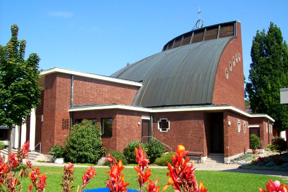 Heilig Kreuz Kirche Bensheim-Auerbach 05