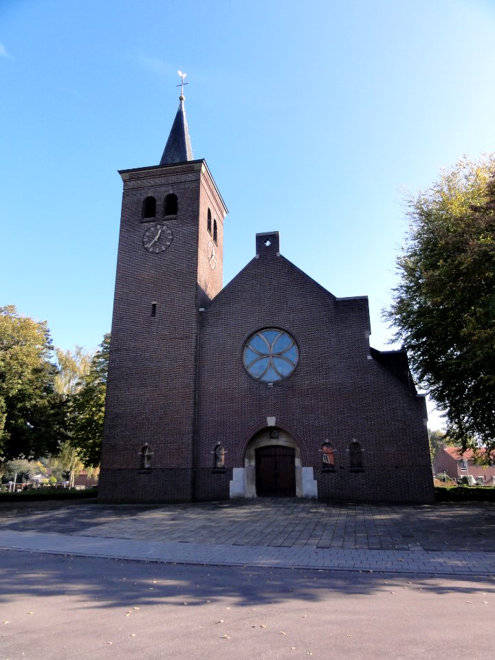 Heijen (Gennep) kerk, façade