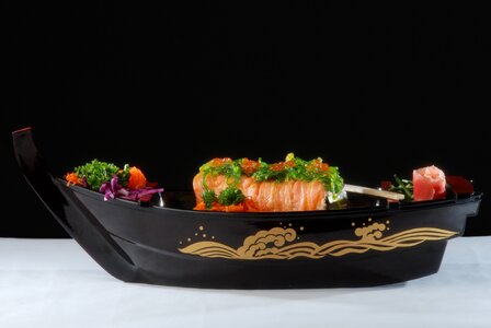 Seafood plate rolls