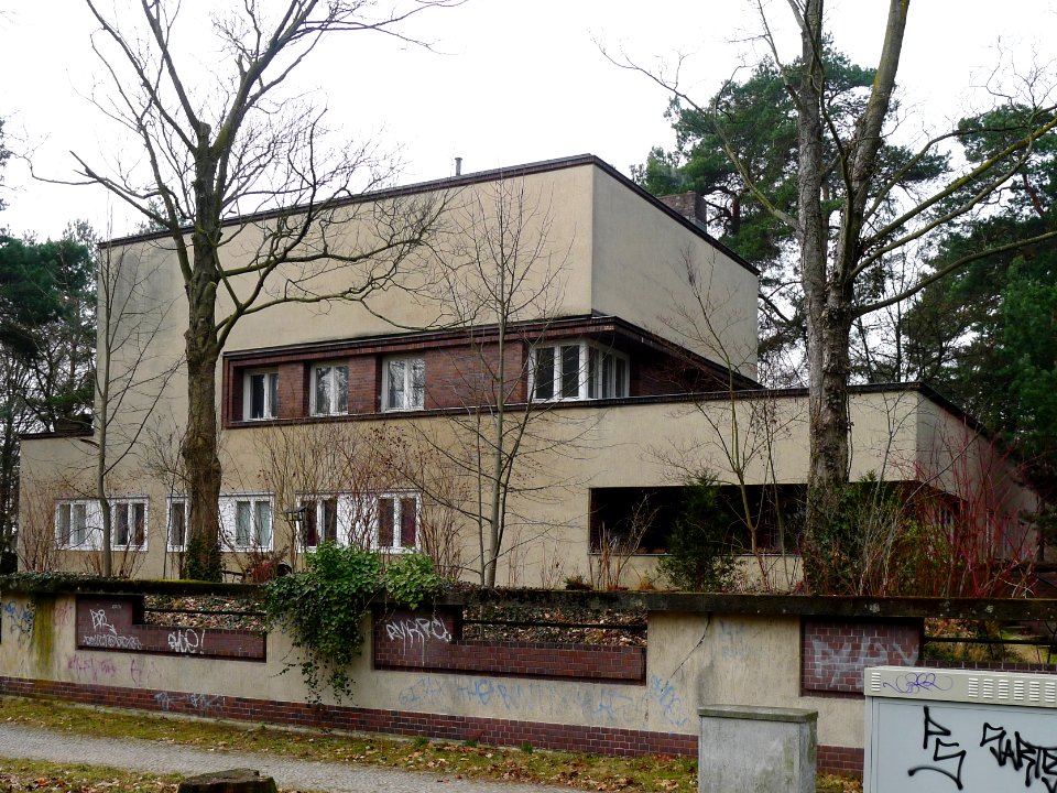 Heerstraße 107 (Berlin-Westend)