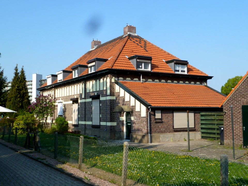 Heerlen-Grasbroek 9-11