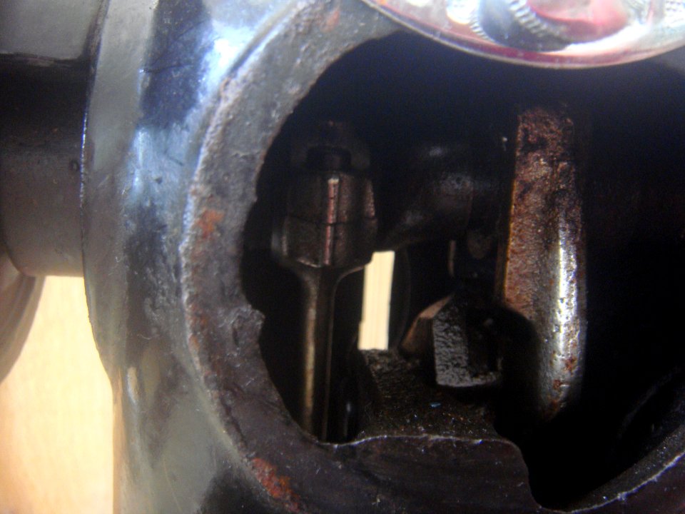 Hua Nan sewing machine - 12
