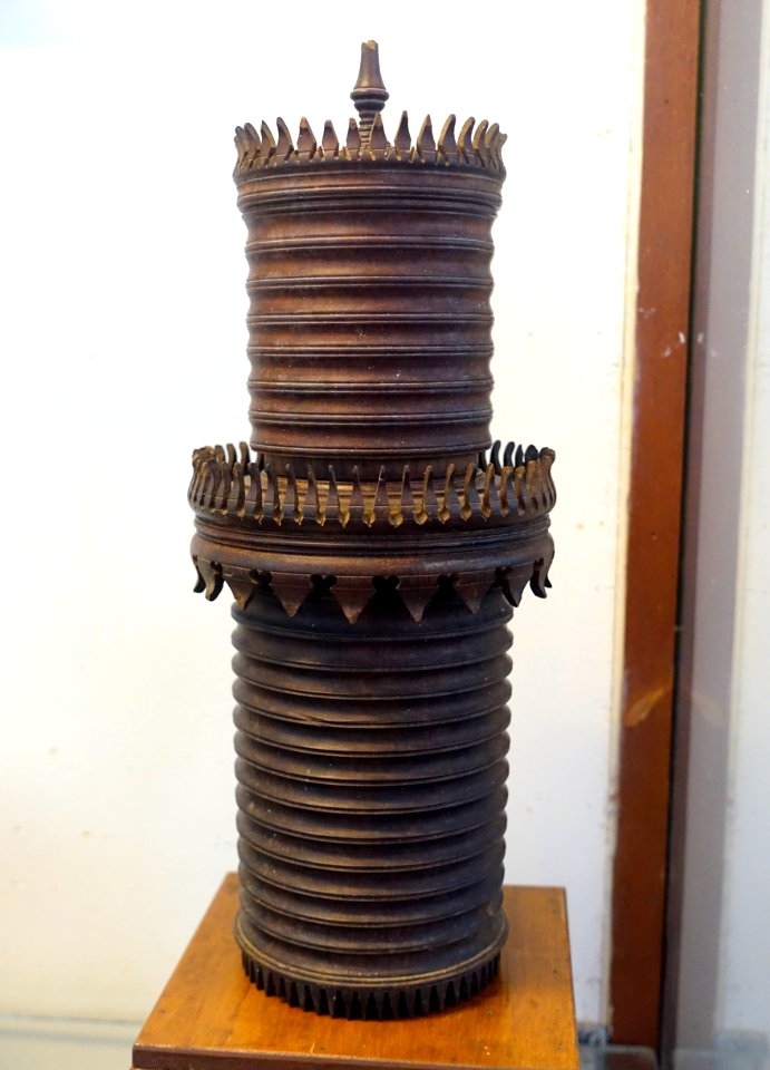 Hu Bung Tro Cot - Go (urn), Khmer people, wood - Museum of Vietnamese History - Ho Chi Minh City - DSC05786
