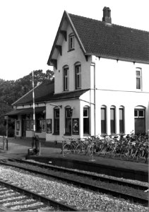 HUA-150238-Gezicht op het N.S.-station te Cuijk