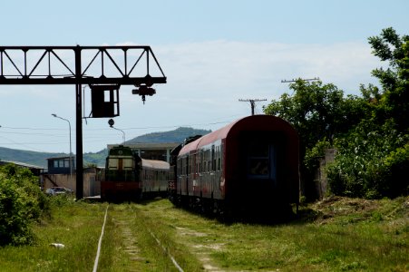HSH trains crossing in Peqin 1 (OSCAL19 trip)