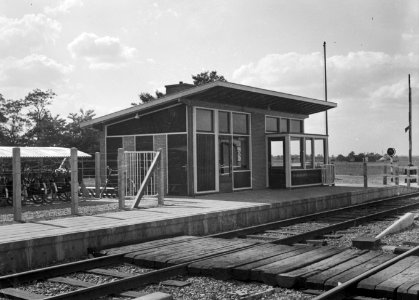 HUA-150476-Gezicht op het N.S.-station Klarenbeek te Klarenbeek