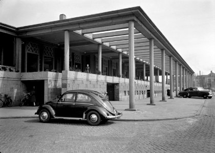 HUA-150296-Gezicht op de toegang tot het restaurant van het NS station Enschede te Enschede