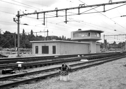 HUA-154696-Afbeelding van het seinhuis bij het NS station Amersfoort te Amersfoort