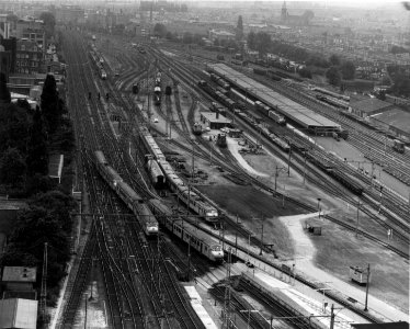 HUA-155147-Overzicht van het emplacement aan de zuidzijde van het NS station Utrecht CS te Utrecht