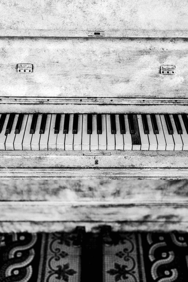 Keys notes old