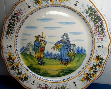 HR Quimper faience - Vizcaya Museum and Gardens - Miami, Florida - DSC08433