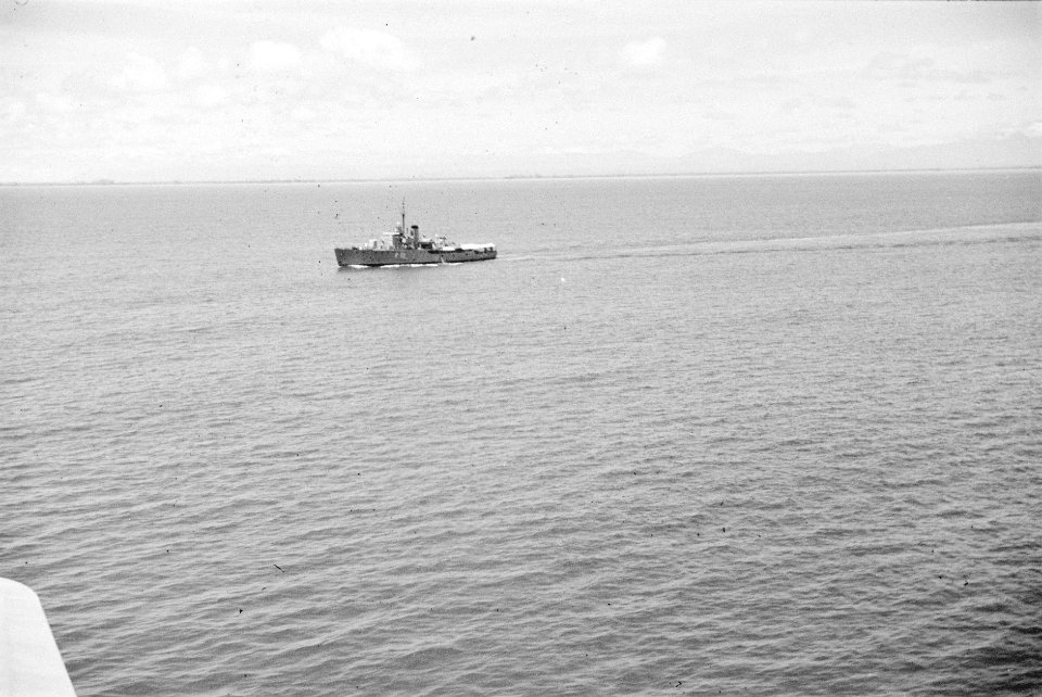Hr. Ms. Ceram. Voormalig Australisch korvet HMAS Burnie (sinds 5 juli 1946 in Ne, Bestanddeelnr 216-6-2