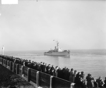 Hr. Ms. Batjan en Hr. Ms. Ceram terug in Den Helder, Bestanddeelnr 903-7168