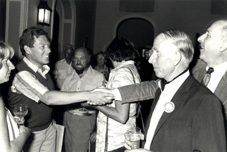 Hr. v.d. Ham V.V.D. (met korte mouwen). Geschonken in 1986 door United Photos de Boer b.v, NL-HlmNHA 54015739