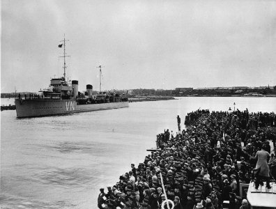 Hr. Ms. Van Nes in het Nieuwe Diep te Den Helder, Bestanddeelnr 935-0180