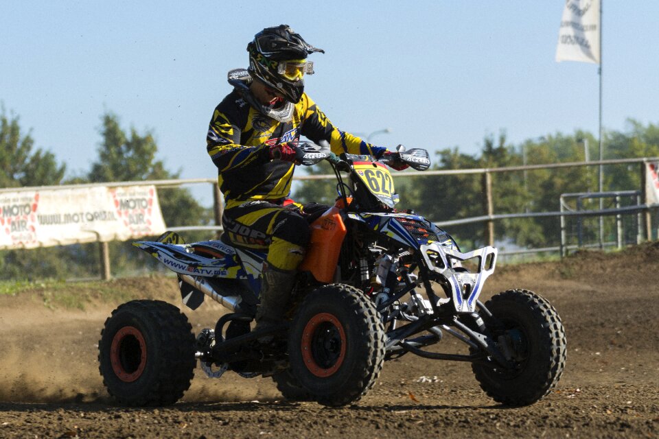 Sports contest drive
