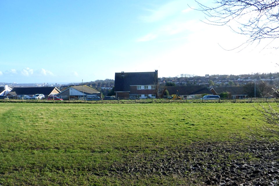 Housing at Westdene seen from outside Patcham Mill (February 2014) (2)