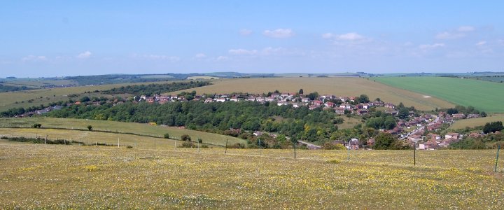 Housing of Bevendean seen from west end of Drove Road, Woodingdean (May 2020) (3)