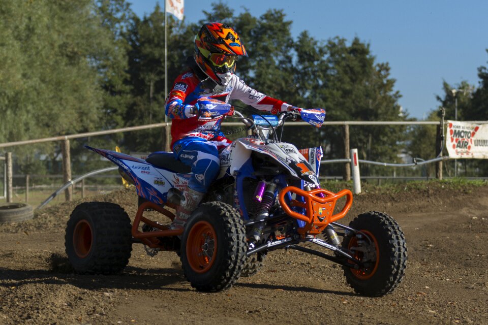 Sports contest drive