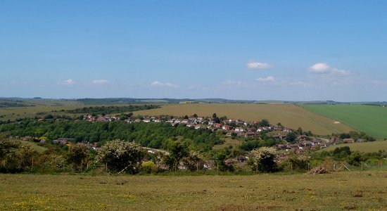 Housing of Bevendean seen from west end of Drove Road, Woodingdean (May 2020) (1)