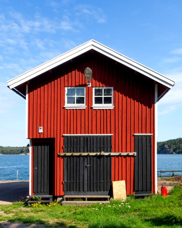 House in Sämstad harbor 3