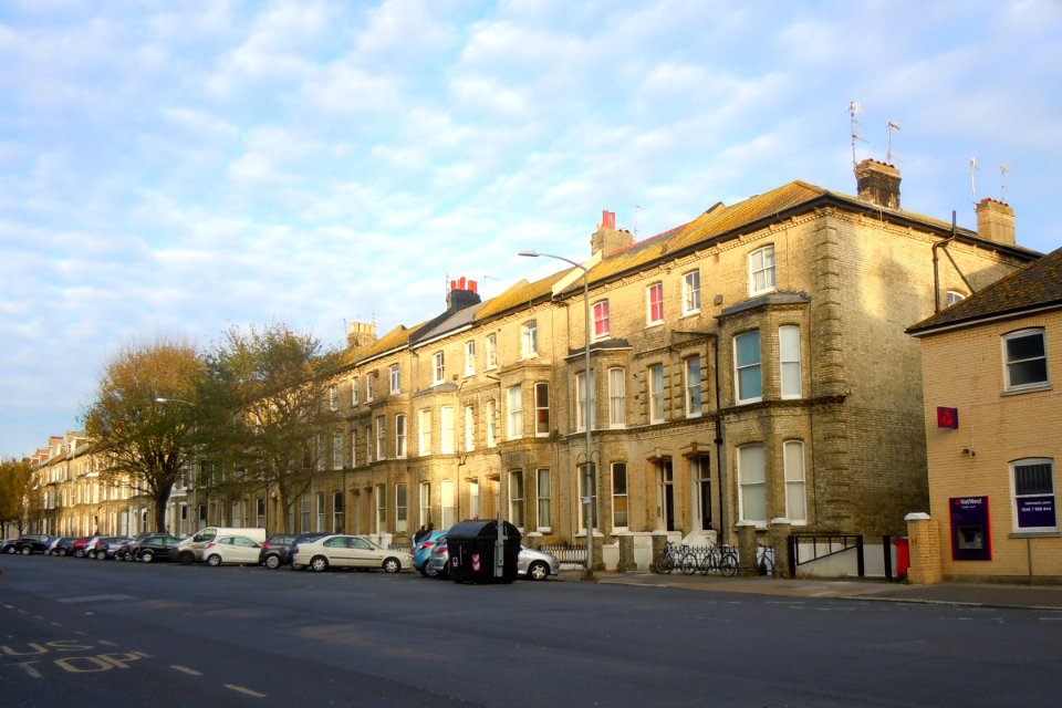 Housing at Tisbury Road, Hove (November 2015)