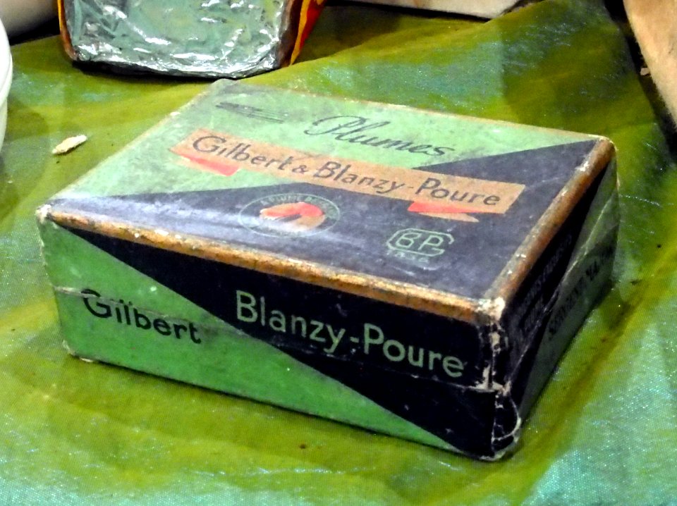 Household products, Gilbert & Blanzy-Poure, Plumes, pic3