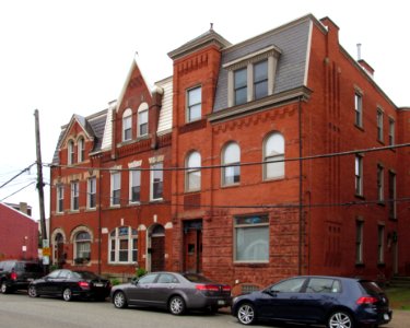 Houses on Sidney Street, South Side, 2021-07-02, 02