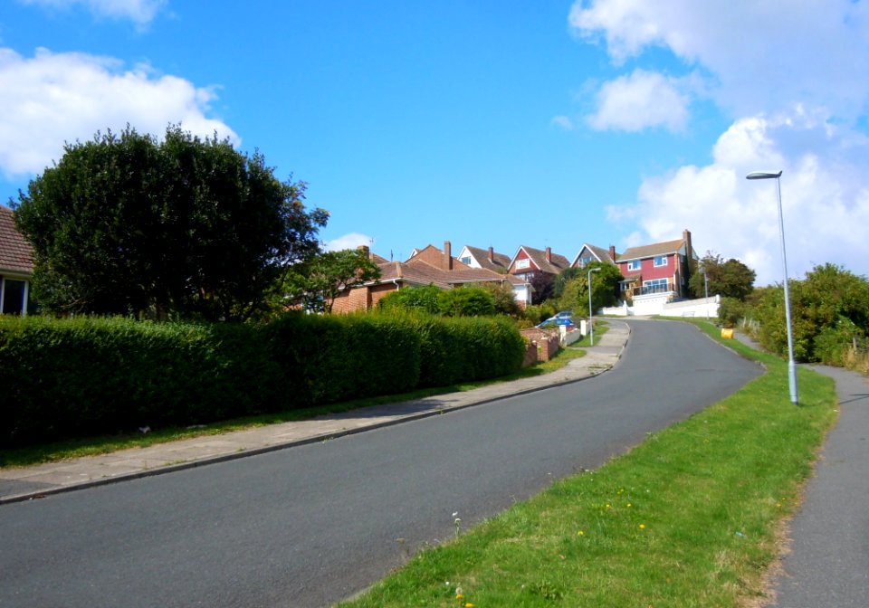 Housing at the north end of Saltdean (August 2014) (7)