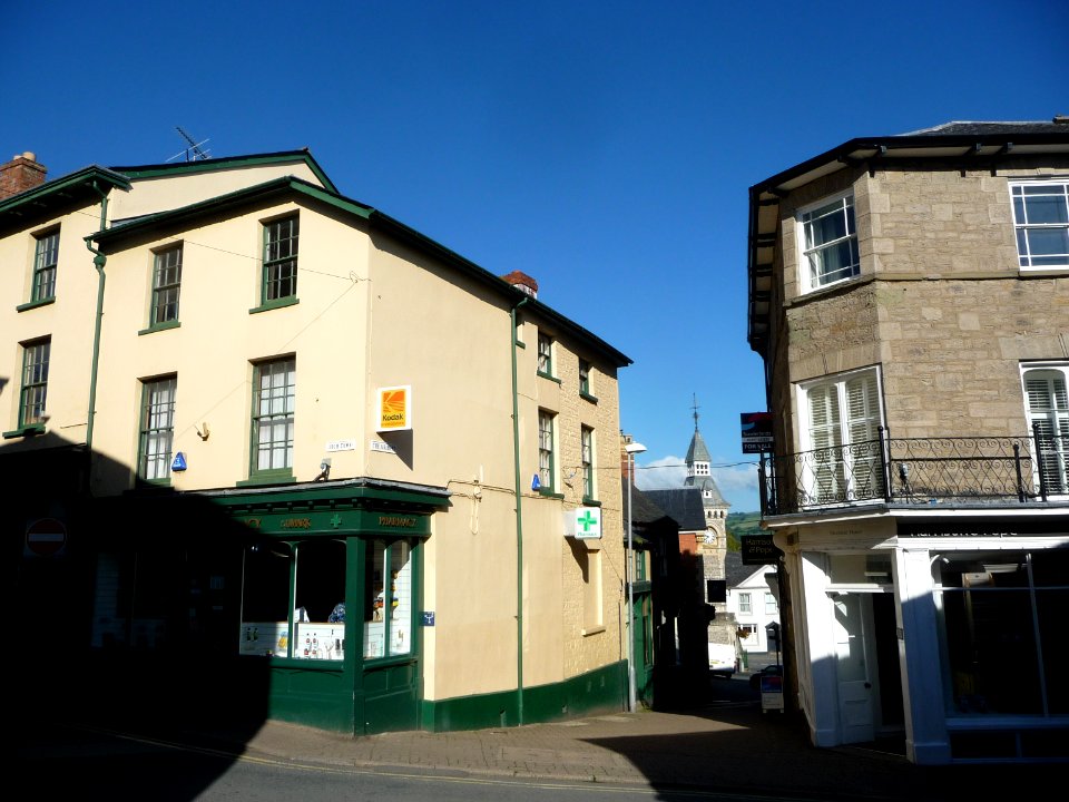 Houses in Hay-on-Wye 32