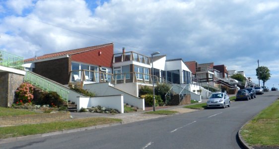 Housing on Wanderdown Road, Ovingdean (August 2014)