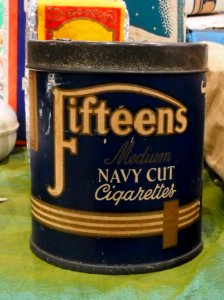 Household products, Fifteens, Medium navy cut cigarettes, pic1