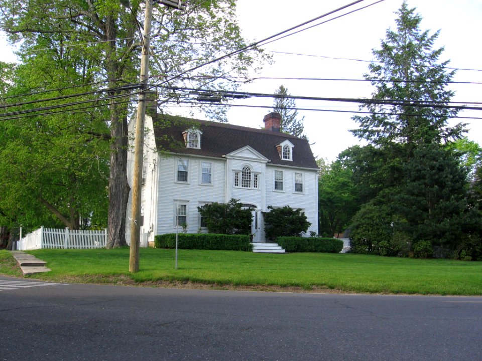 House in Washington 100