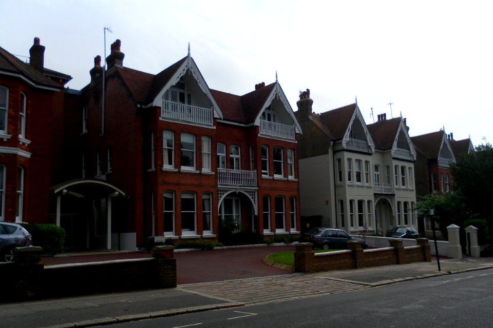 Housing at Preston Park Avenue, Preston Park, Brighton (September 2011) (2)