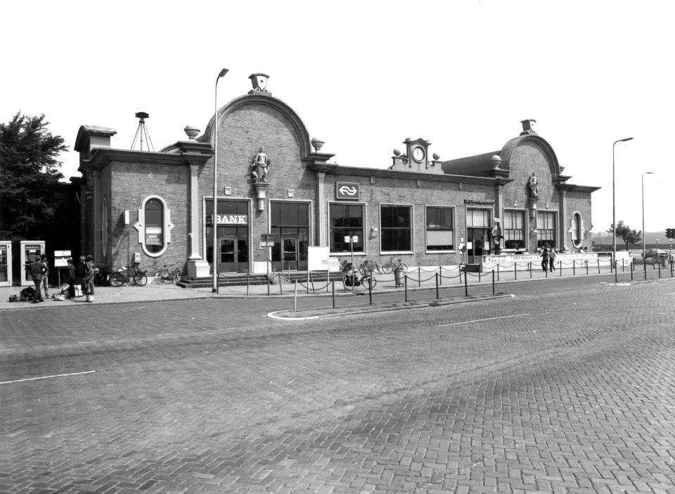 HUA-150794-Gezicht op het NS station Vlissingen te Vlissingen