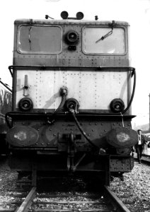 HUA-151607-Afbeelding van de Engelse locomotief nr E27002 serie 1500 bij de hoofdwerkplaats van de NS te Tilburg