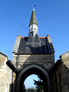 Hove Cemetery Chapel, Old Shoreham Road, Hove (February 2011) (3)