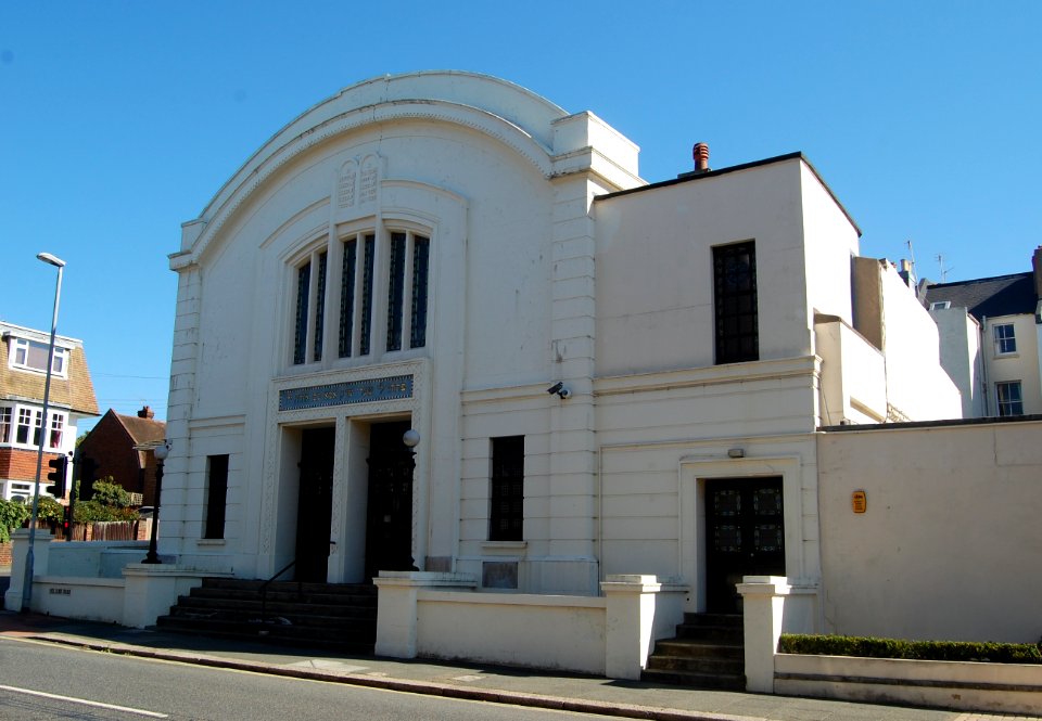 Hove Hebrew Congregation Synagogue, Holland Road, Hove (September 2018) (4)
