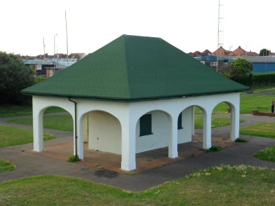 Hove Lagoon and the Western Lawns, Kingsway, Hove (August 2013) (11)