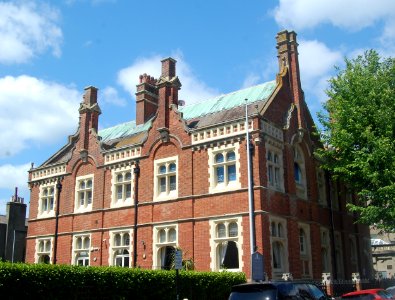 Hove Club, 28 Fourth Avenue, Hove (NHLE Code 1205450) (May 2020) (2)