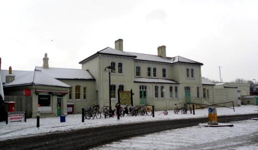 Hove Railway Station, Goldstone Villas, Hove (January 2013) (Old Ticket Office facing Station Approach)