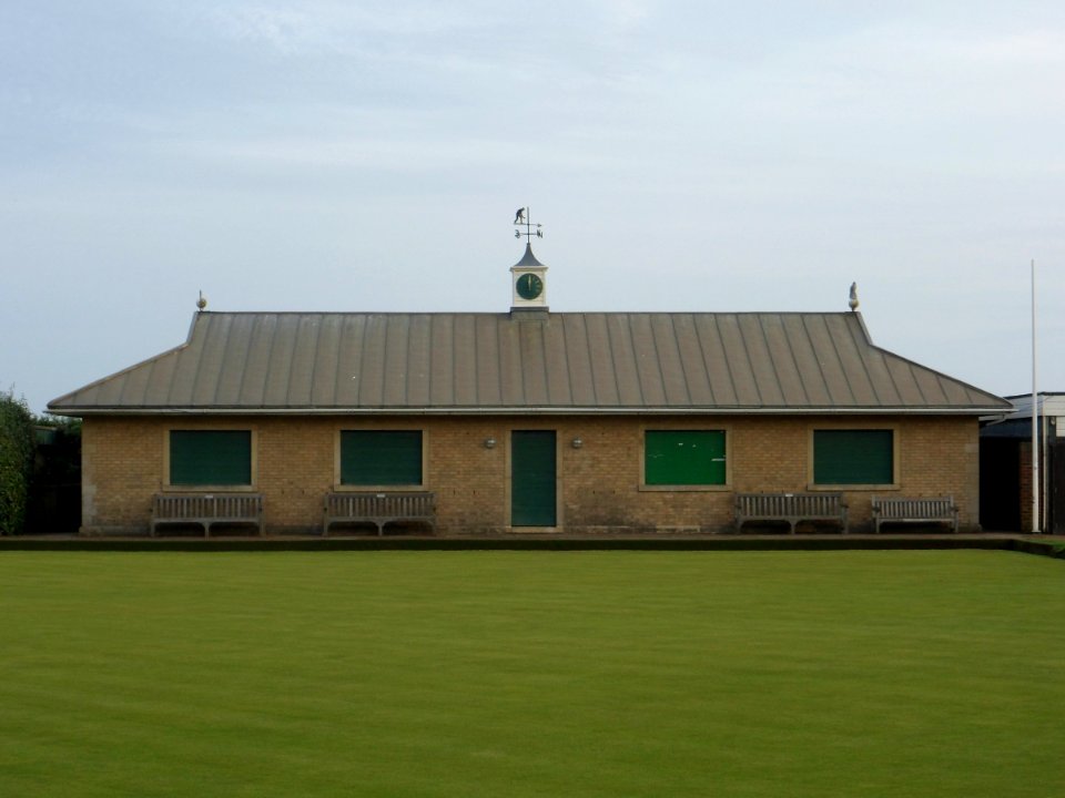 Hove and Kingsway Bowling Club, Kingsway, Hove (Eastern Building) (August 2013)