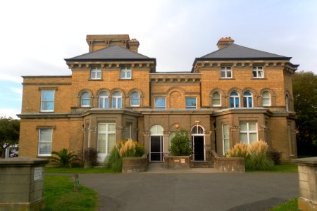 Hove Museum & Art Gallery, New Church Road, Hove (September 2012) (2)