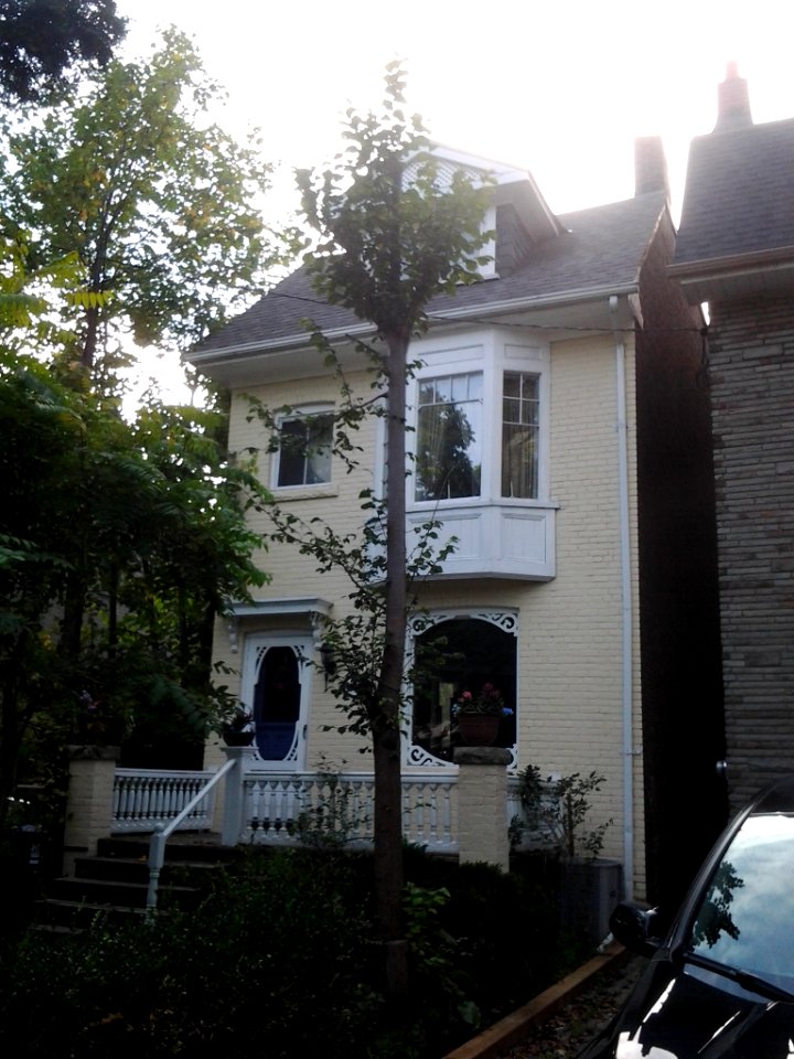 Howland Avenue 194 20171011 b